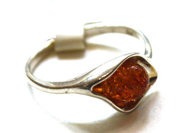 Baltic Amber Ring cognac